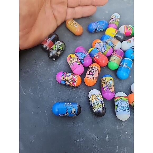 Mighty Beanz lot 28 Total 2004, I Know Nothing About Them Please See Photos - Picture 6 of 8